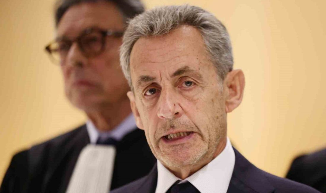 Fransa’nın eski Cumhurbaşkanı Nicolas Sarkozy, 2007 seçim kampanyasında Libya’dan yasa