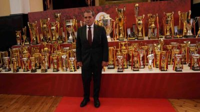 Galatasaray Spor Kulübü’nün 120. kuruluş yıl dönümü kutlamaları Galatasaray Lisesi’nde