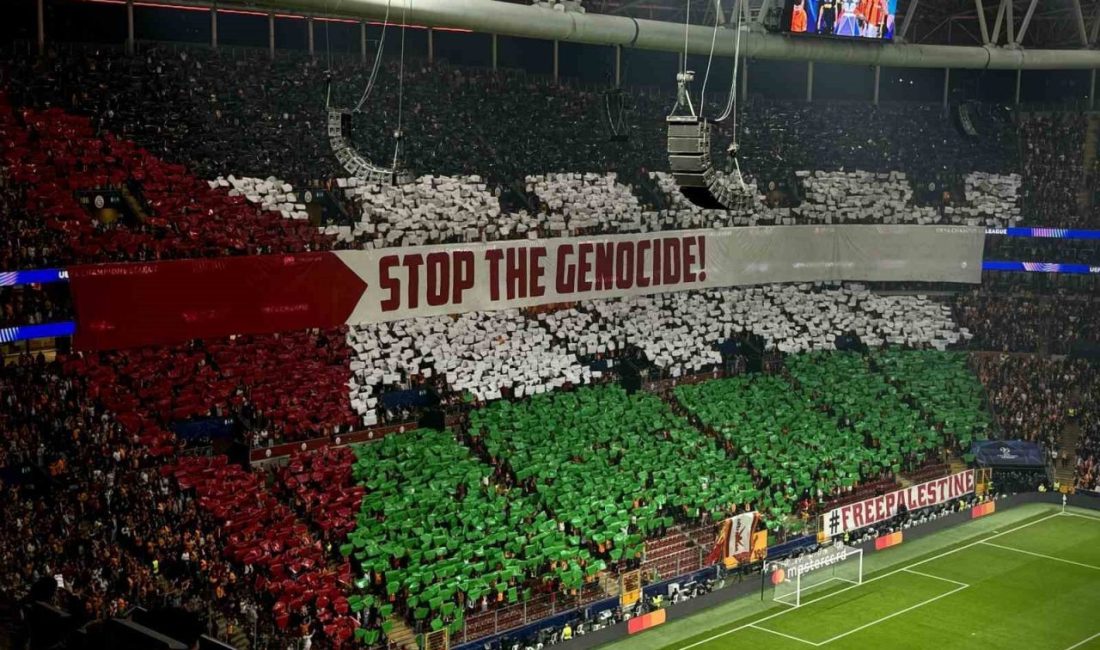 Galatasaray taraftarları, UEFA Şampiyonlar Ligi’nde evinde oynadıkları Bodo/Glimt karşılaşması öncesinde