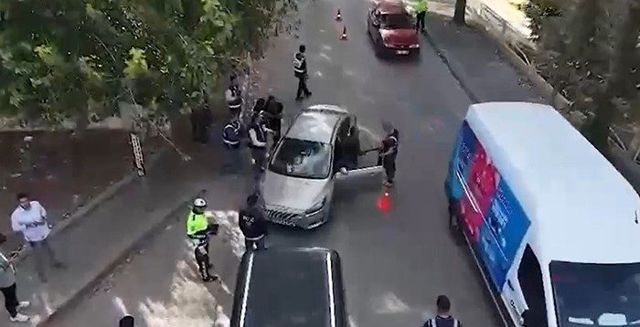 Gaziantep’te polis ekipleri tarafından kent genelinde yapılan asayiş operasyonlarında 4