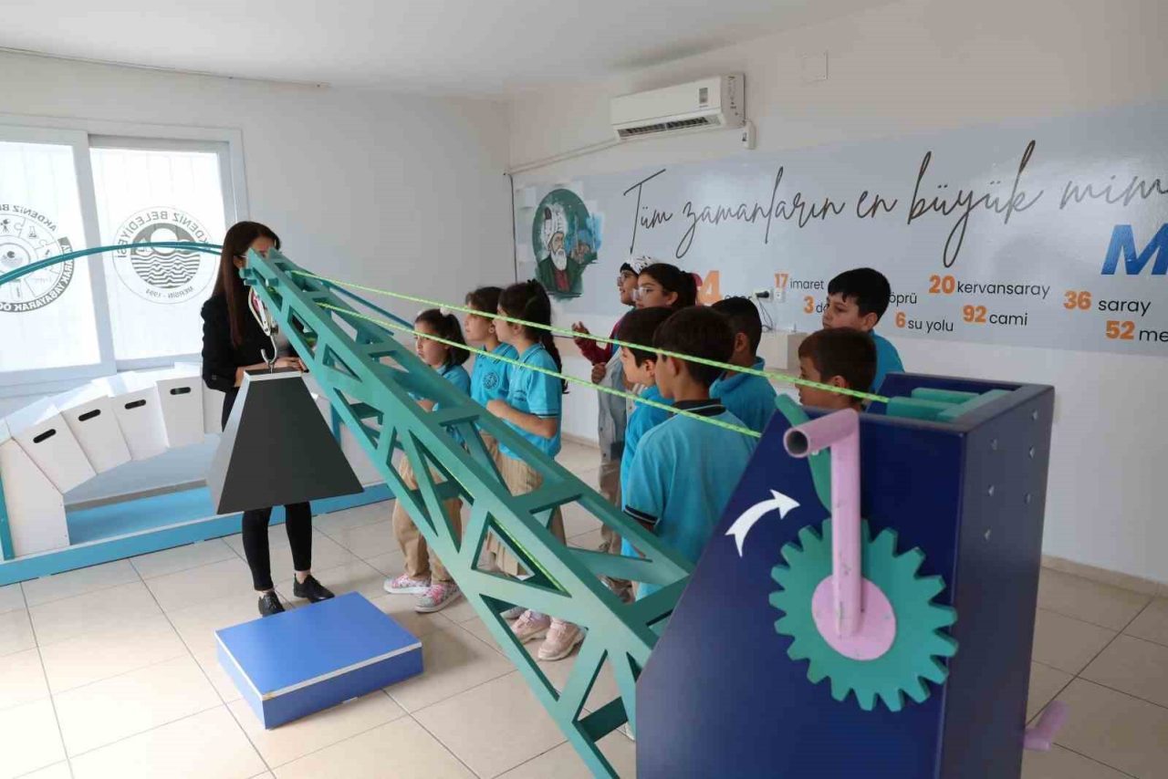 Akdeniz Belediyesi Kültür ve Sosyal İşler Müdürlüğüne bağlı Yaparak Yaşayarak