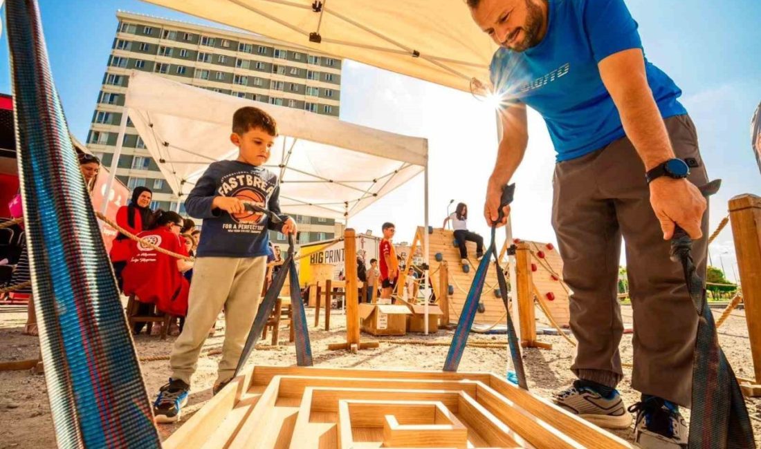 Geleneksel çocuk oyunlarını yeni nesillere tanıtmak ve yaygınlaştırmak amacıyla farklı