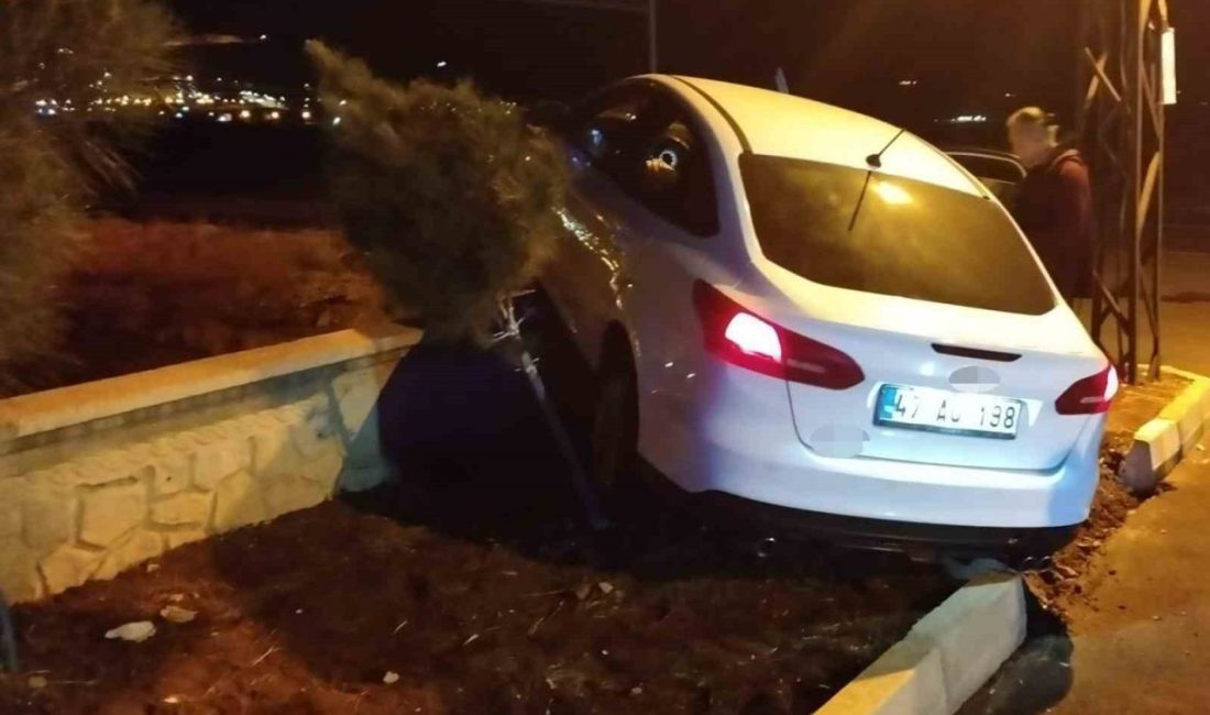 Batman’ın Gercüş ilçesinde kontrolden çıkan otomobil istinat duvarına çarptı, sürücü