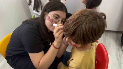 Gaziantep Kolej Vakfı Cemil Alevli IBDP Lisesi C9A sınıfı öğrencileri,