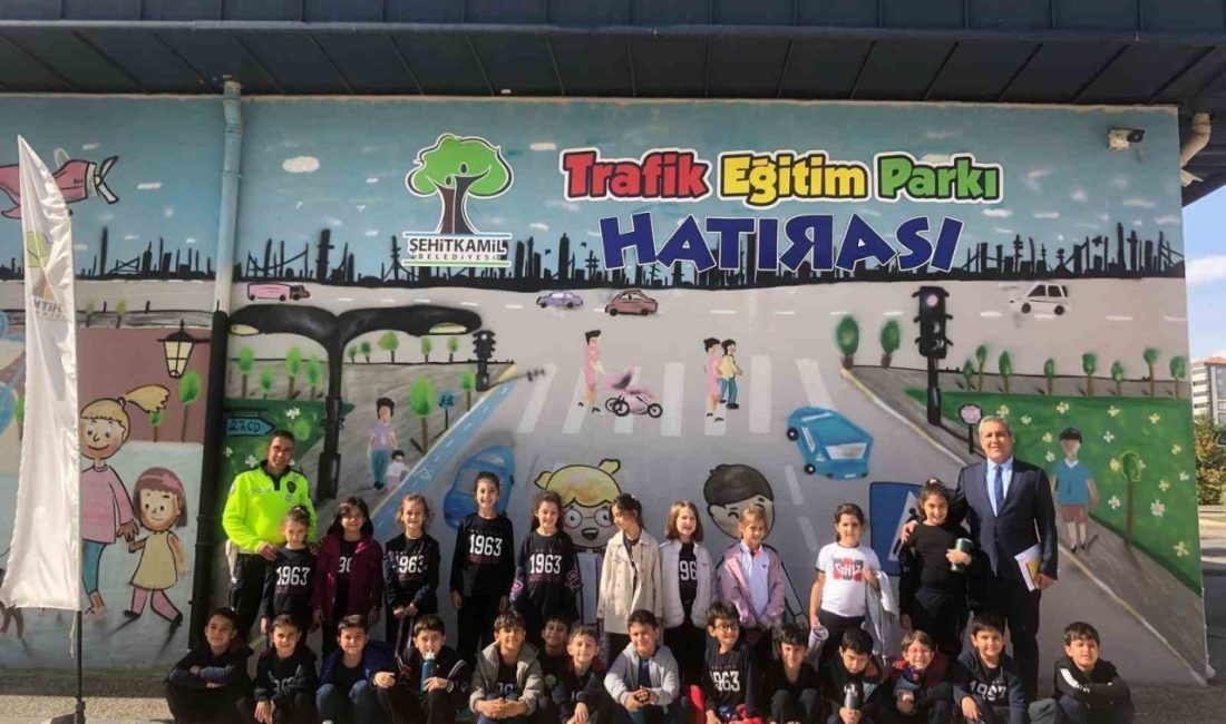 Gaziantep Kolej Vakfı İlkokulu öğrencileri, Trafik Eğitim Parkı’nı ziyaret ederek