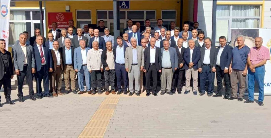 Gölbaşı’nda Muhtarlar Günü kutlandı Adıyaman’ın Gölbaşı ilçesinde Muhtarlar Günü düzenlenen tören ile kutlandı. Gölbaşı