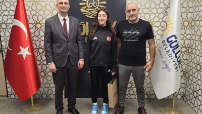 Gölcük Belediyespor’un başarılı taekwondocusu Berra Ceylan, Romanya’nın başkenti Bükreş’te düzenlenecek