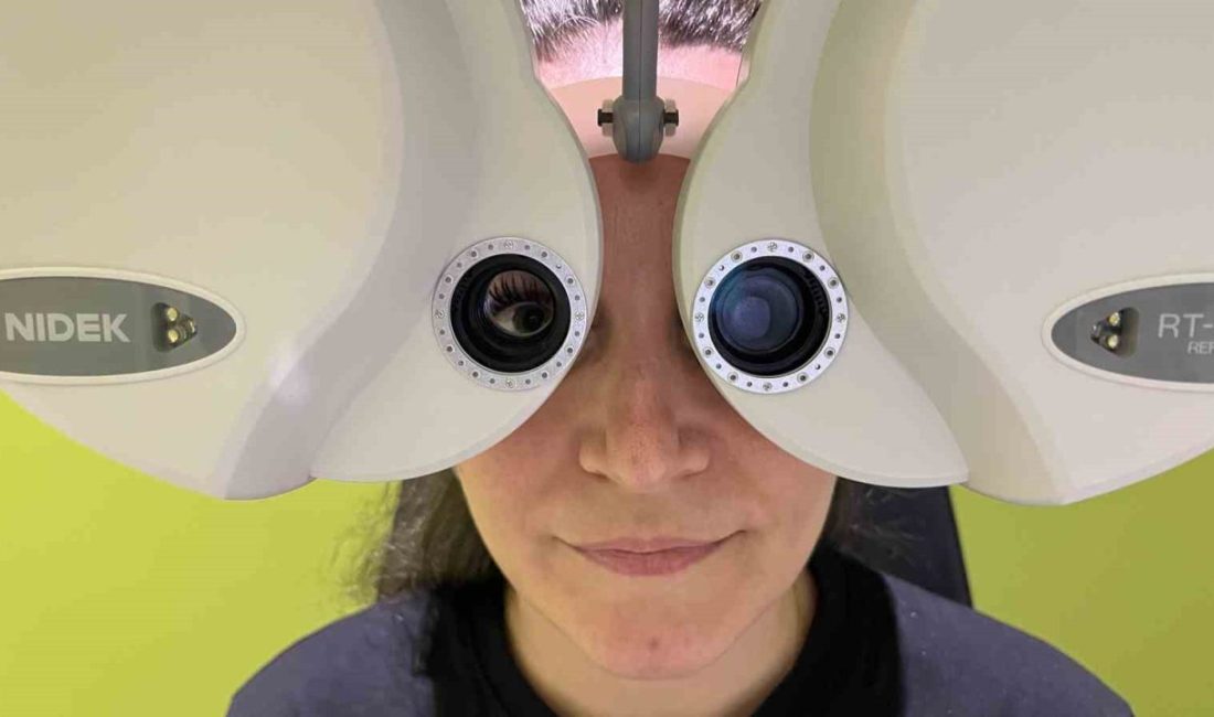 Günümüz şartlarında ekransız bir hayat düşünülemediği belirten Göz Hastalıkları Uzmanı