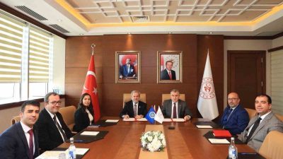 Gençlik ve Spor Bakanı Osman Aşkın Bak ile Ankara Üniversitesi