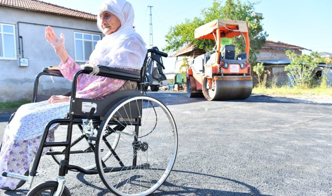 Yeşilyurt Belediyesi, Şahnahan Mahallesi’nde yaşayan 90 yaşındaki engelli Gülistan Coşkun’un