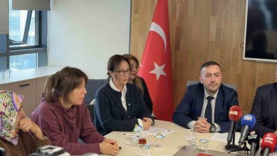 CHP İstanbul İl Başkanlığı’nda açıklama yapan Gürsel Tekin, toplumsal barış