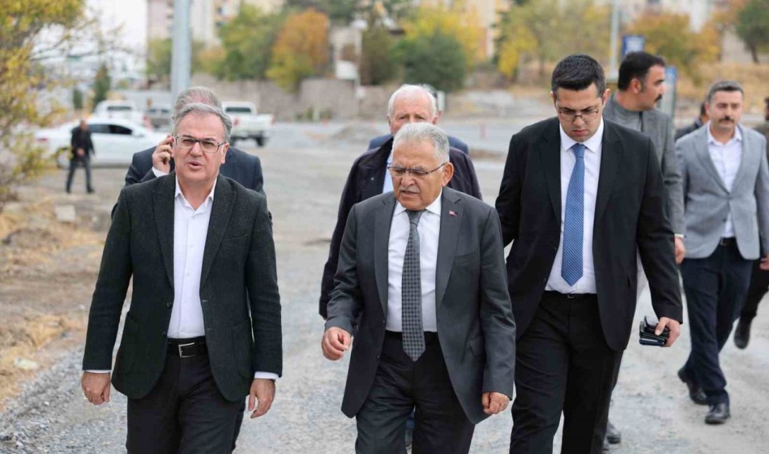 Hacılar Kayseri Caddesi, yeni çehresine kavuşuyor Hacılar’ın ana ulaşım arterlerinden biri olan Kayseri Caddesi’nde, Kayseri Büyükşehir