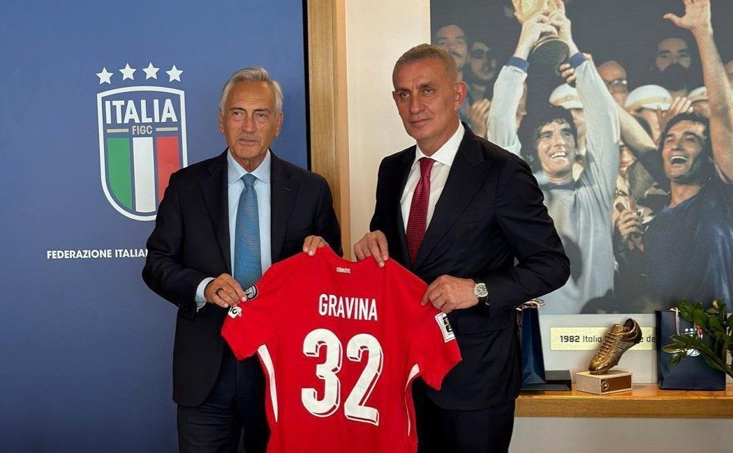 Hacıosmanoğlu, İtalya Futbol Federasyonu Başkanı Gravina’yı ziyaret etti Türkiye Futbol Federasyonu Başkanı İbrahim Ethem Hacıosmanoğlu, İtalya Futbol Federasyonu