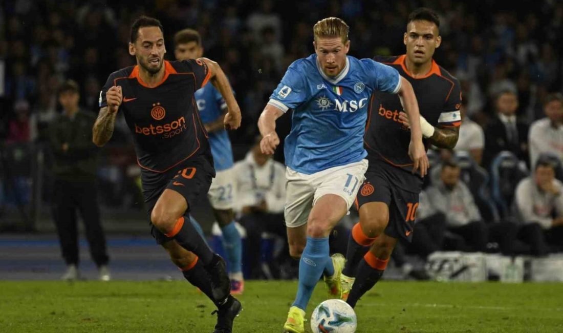 İtalya Serie A’da Napoli, konuk ettiği Inter’i 3-1 mağlup etti.