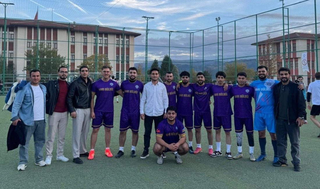 Kütahya Dumlupınar Üniversitesi’nde Azerbaycanlı öğrenciler tarafından kurulan Harı Bülbül Öğrenci