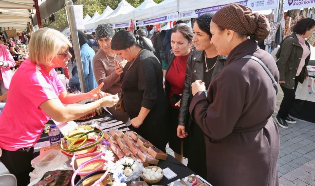 Büyükşehir Belediyesi’nin ‘Meydan Kadınların’ sloganıyla hayata geçirdiği dayanışma pazarı, bu