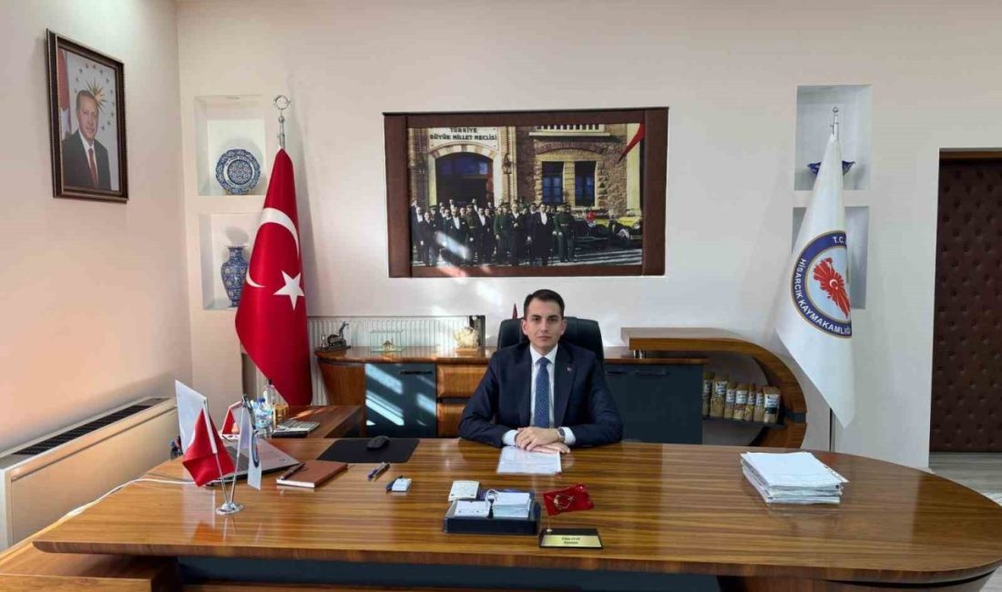 İçişleri Bakanlığının onayı ile Hisarcık Kaymakamlığına atanan Erkan Atam görevine