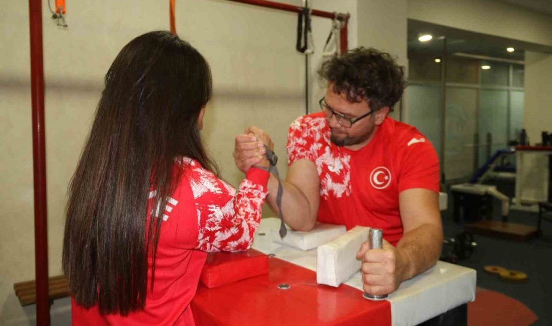 Eskişehirli sporcular Murat Cırık ve Zeynep Yiğit, Bulgaristan’da düzenlenen 2025