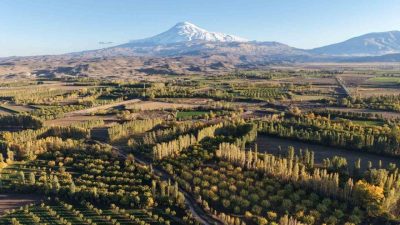 Ağrı Dağı’nın kuzey eteklerinde, Iğdır’ın Melekli beldesinde yer alan İrem