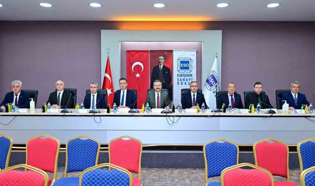 İl İstihdam ve Mesleki Eğitim Kurulu Toplantısı düzenlendi Eskişehir Valisi Hüseyin Aksoy başkanlığında İl İstihdam ve Mesleki Eğitim