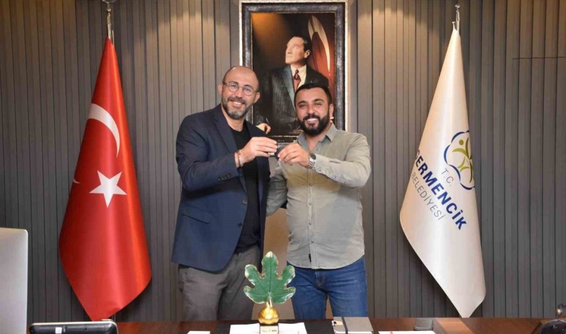 Aydın’ın Germencik ilçesinde 21.Geleneksel Germencik İncir Festivali kapsamında noter huzurunda