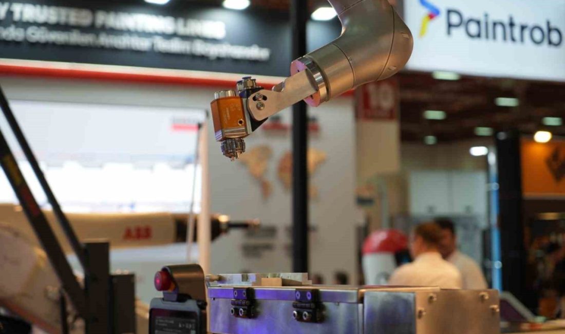 Gelişen teknoloji ile birlikte insanı algılayan endüstriyel robotik kollar ve