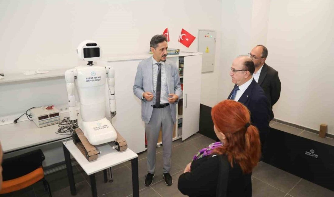 İnsansız su altı aracı Bursa’da geliştiriliyor Bursa Teknik Üniversitesi (BTÜ) ile Türkiye’nin savunma sanayii devi HAVELSAN,
