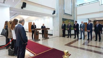 Yunanistan Dışişleri Bakanı Yorgos Gerapetritis, Atina ile Bağdat arasında aralık