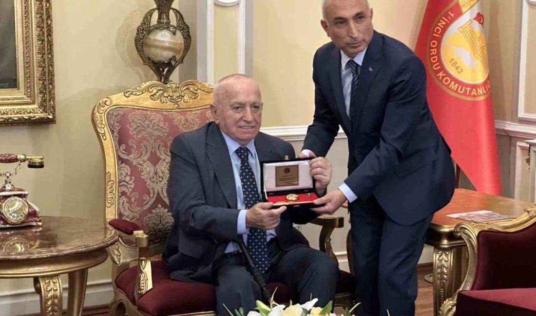 İş adamı İsmet Acar, 12 daireyi Türk Silahlı Kuvvetleri Dayanışma