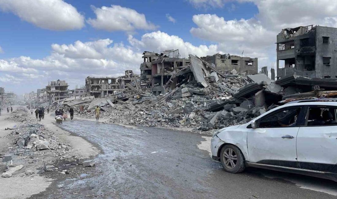 İsrail’in Gazze Şehri’nden çekilmesiyle büyük yıkım gün yüzüne çıktı İsrail ordusunun Gazze Şehri’nden çekilmesinin ardından arkasında bıraktığı yıkım görüntülendi.