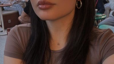 Sultanbeyli’de, erkek arkadaşının kullandığı motosikletin, otomobille çarpışması sonucu meydana gelen