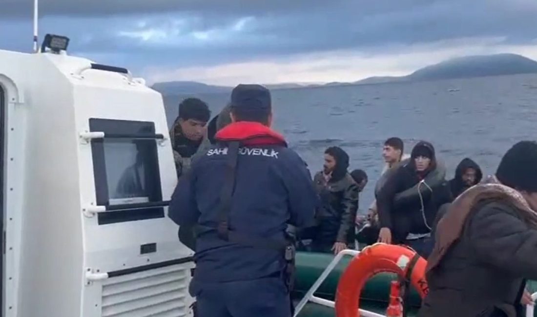 İzmir’de Sahil Güvenlik ekipleri tarafından Foça ve Çeşme’de üç ayrı