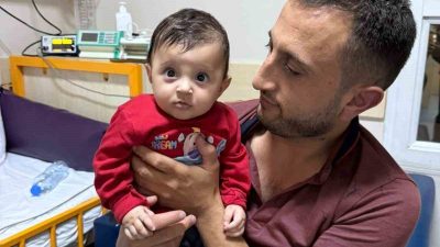 İzmir Dr. Behçet Uz Çocuk Hastanesinde uzmanlaşan hekimler, ülkenin dört