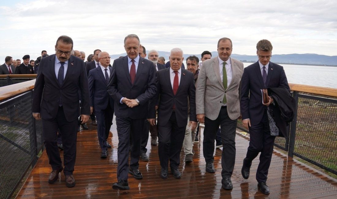 Dünyanın en önemli 10 keşfi arasında gösterilen İznik Gölü Bazilikası,