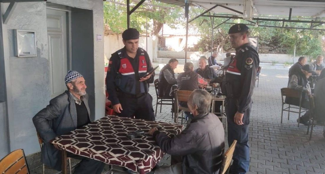 Aydın’ın Karacasu ilçesinde, kaymakamlık koordinesinde İlçe Jandarma Komutanlığı ekipleri tarafından