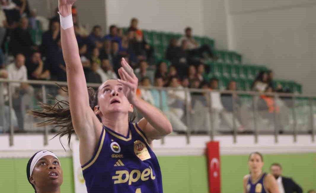 Halkbank Kadınlar Basketbol Süper Ligi’nin 2. haftasında Fenerbahçe, deplasmanda OGM