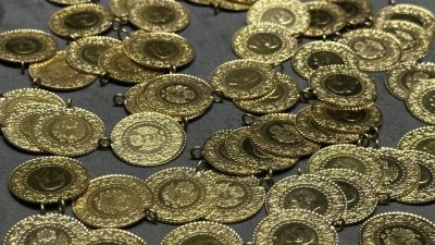 Altın fiyatlarındaki yükseliş, yatırımcıların altına olan talebi arttırdı. 8 Ekim