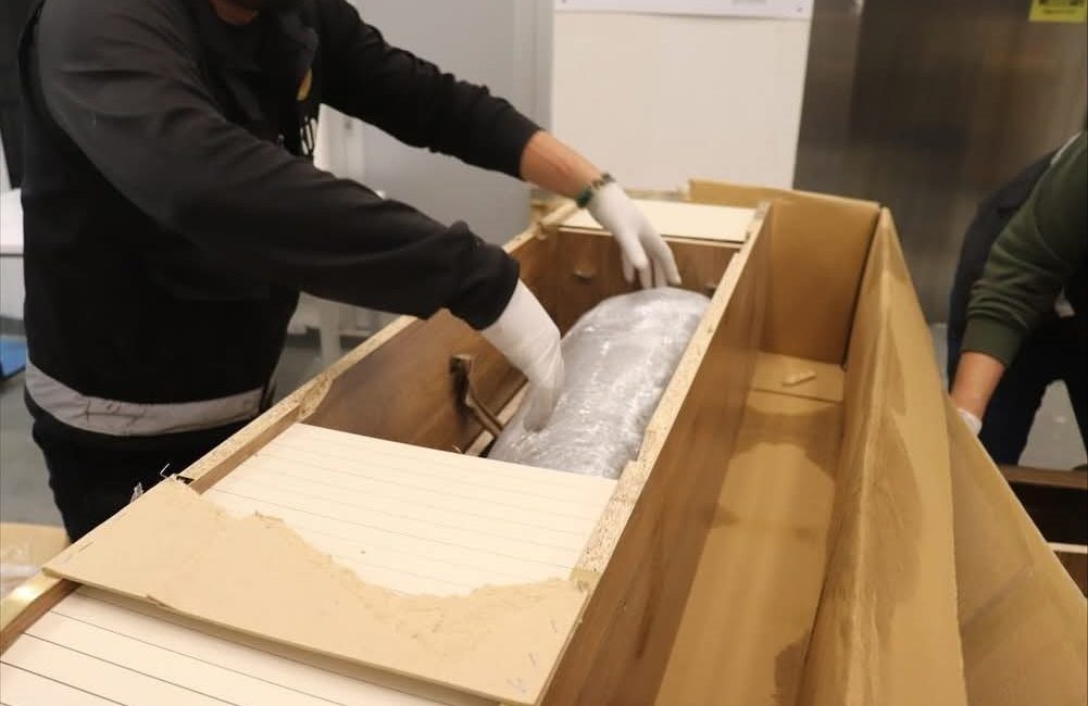 Kapıkule ve İpsala sınır kapılarında gerçekleştirilen operasyonlarda yüklü miktarda uyuşturucu