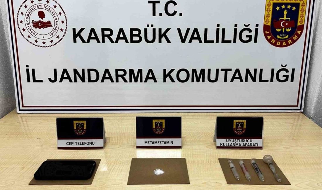 Karabük’te uyuşturucu operasyonları: 5 şüpheli gözaltına alındı Karabük İl Jandarma Komutanlığı ekiplerince il genelinde gerçekleştirilen operasyonlarda, çeşitli