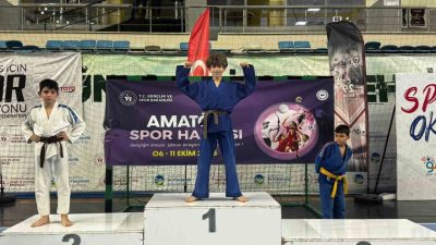 Amatör Spor Haftası etkinlikleri çerçevesinde Sakarya’da düzenlenen İl Judo Şampiyonası’nda