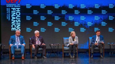 Kanada’nın Toronto kentinde düzenlenen 7. Kentsel Ekonomi Forumu’nda (UEF7) Türkiye’yi