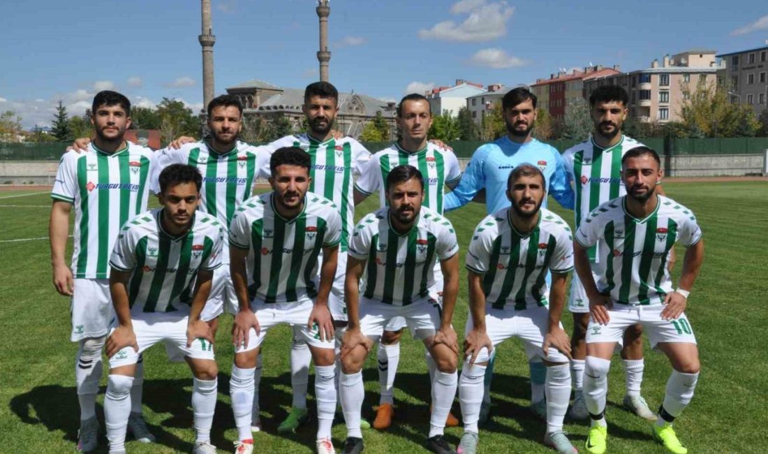 Kars 35 Spor, Şırnak Petrol Spor karşılaşmasının hakemleri belli oldu.