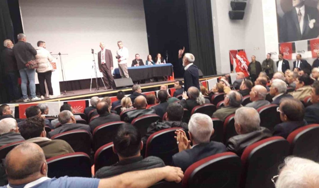 Kars’ta CHP karıştı: Kongrede ’şaibe’ iddiası gerginliğe neden oldu Kars’ta Cumhuriyet Halk Partisi (CHP) 39. Olağan İl Kongresi’ne ‘şaibe’