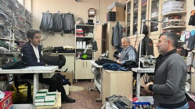 Sarıkamış Kaymakamı Enis Aslantatar, esnaf ziyaretlerini sürdürüyor. Kars’ın Sarıkamış ilçesinde