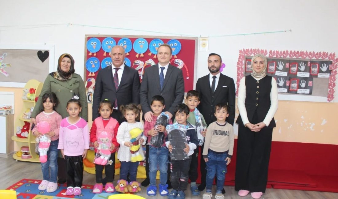 MUŞ (İHA) – Muş’un Bulanık Kaymakamı Ömer Övünç Koşansu, eğitimin