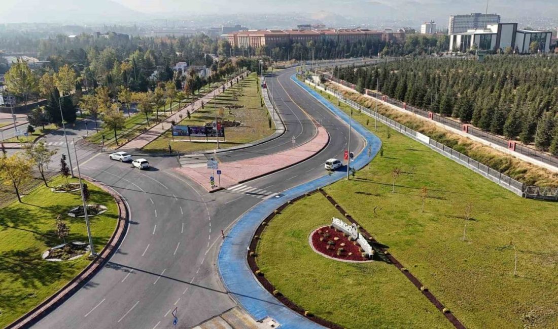 Kayseri’nin trafik yükünü hafifletecek olan Albayrak Caddesi açılıyor Her alanda olduğu gibi ulaşımda da hizmet atağını sürdüren Melikgazi