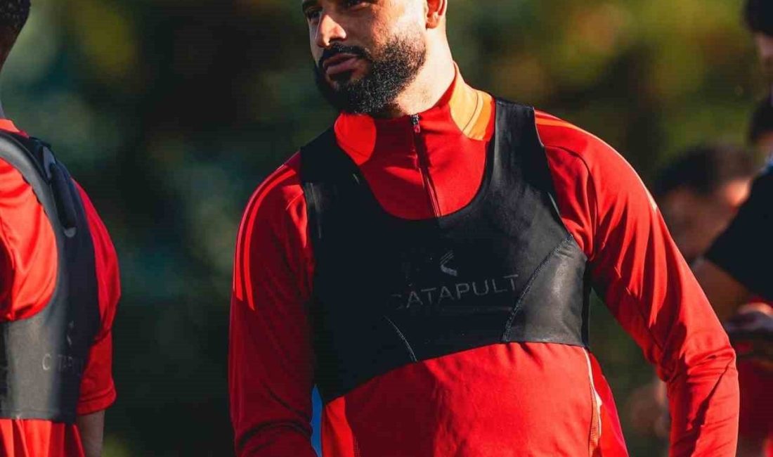 Kayserispor’un Faslı oyuncusu Youssef Ait Bennasser; Fatih Karagümrük maçında sakatlandı