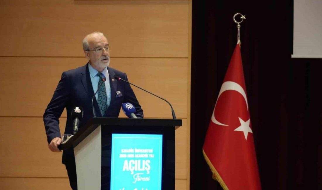 KBÜ’de akademik yıl açılışının ilk dersi “Küresel Devlet Terörü – Gazze” oldu Karabük Üniversitesi 2025-2026 Akademik Yılı, Doç. Dr. Mustafa Hulki Cevizoğlu’nun