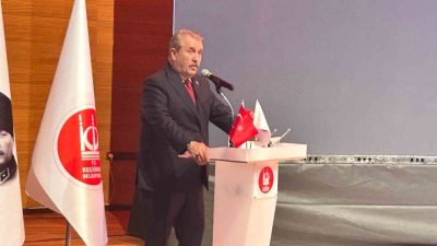 Keçiören Belediyesi tarafından eski Gümrük ve Tekel Bakanı Gün Sazak