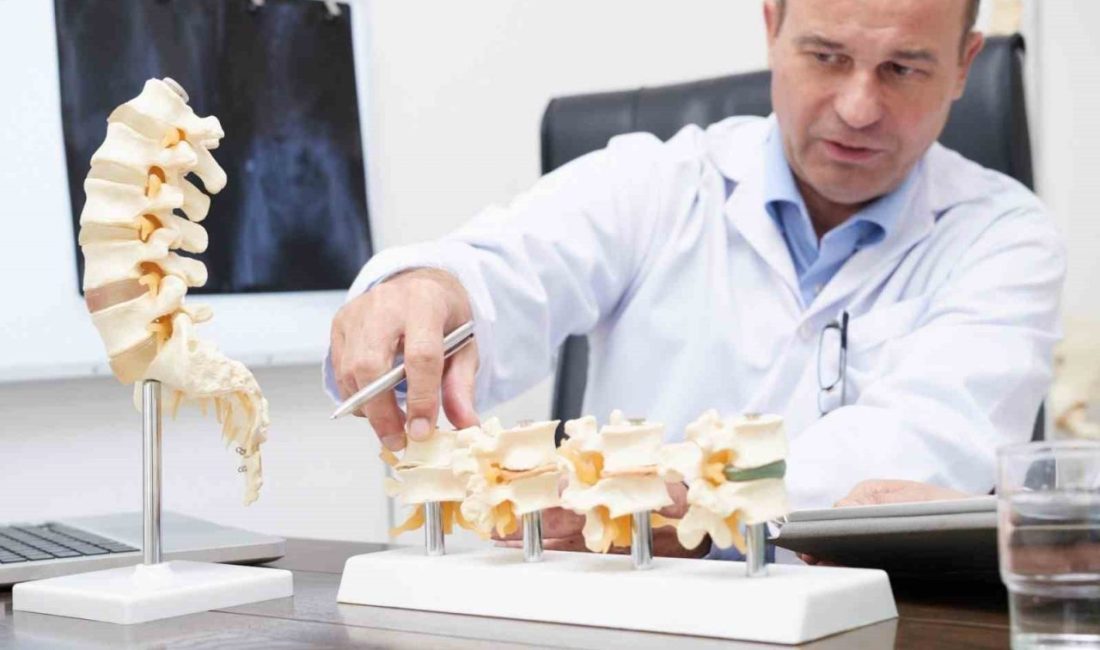 “Osteoporoz, erken dönemde belirti vermeden ilerleyerek kemik yoğunluğunun azalmasına ve